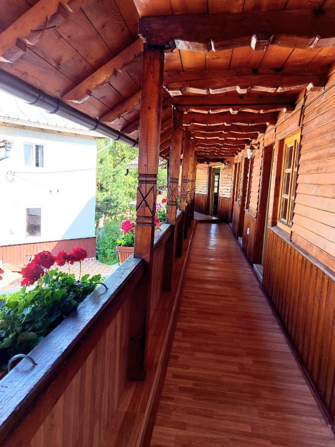 Pensiunea Boca Voroneț Exterior foto